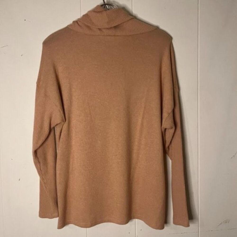 Lulu's Lush Camel Cowl Neck Sweater Size Small - Picture 8 of 8